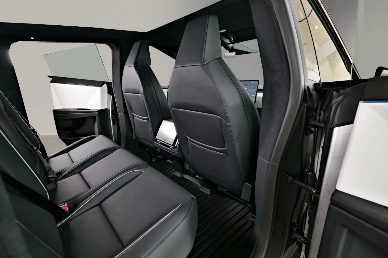 2024 Tesla Cybertruck Foundation Series, 17/21