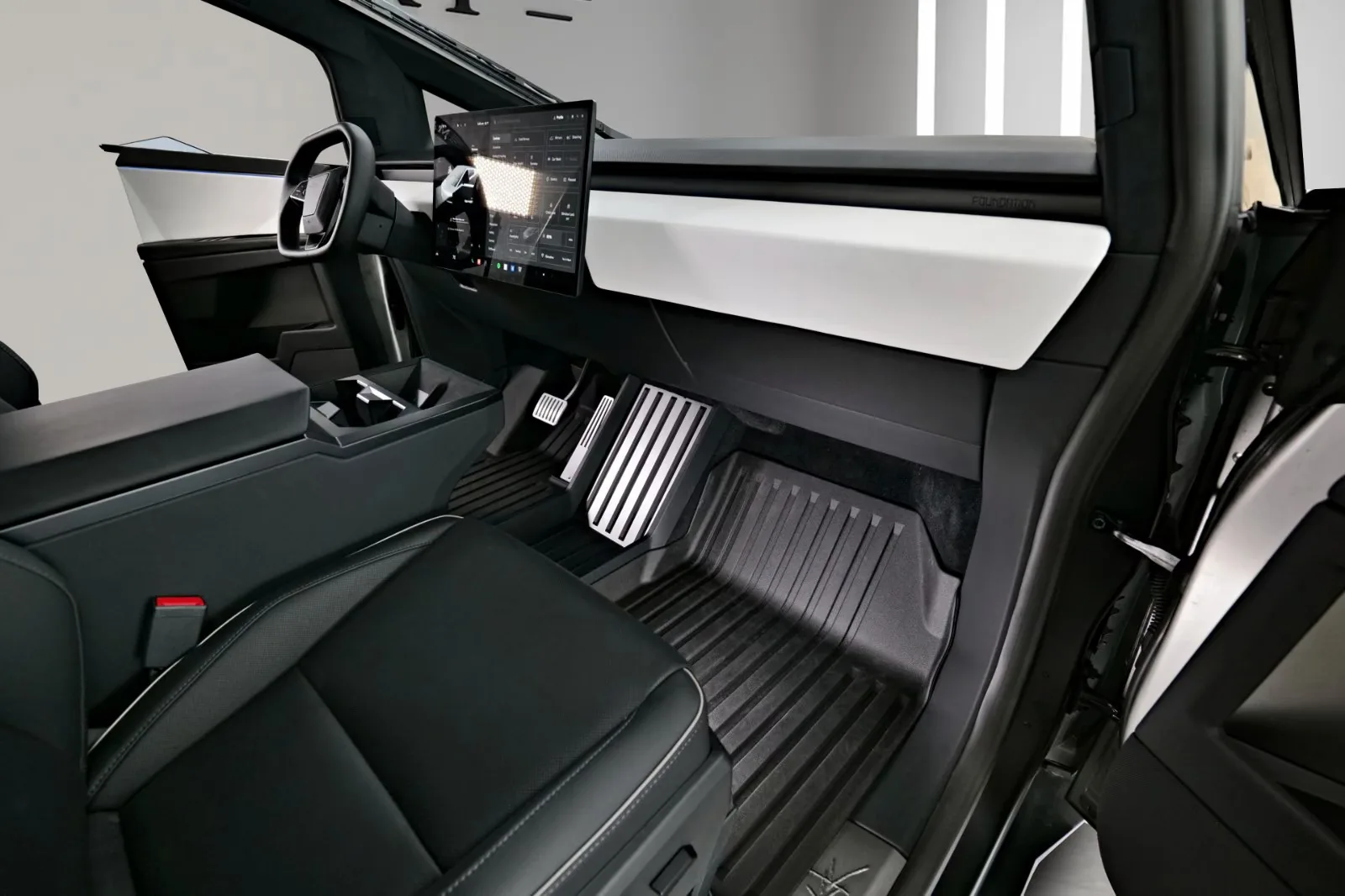 2024 Tesla Cybertruck Foundation Series, 19/21