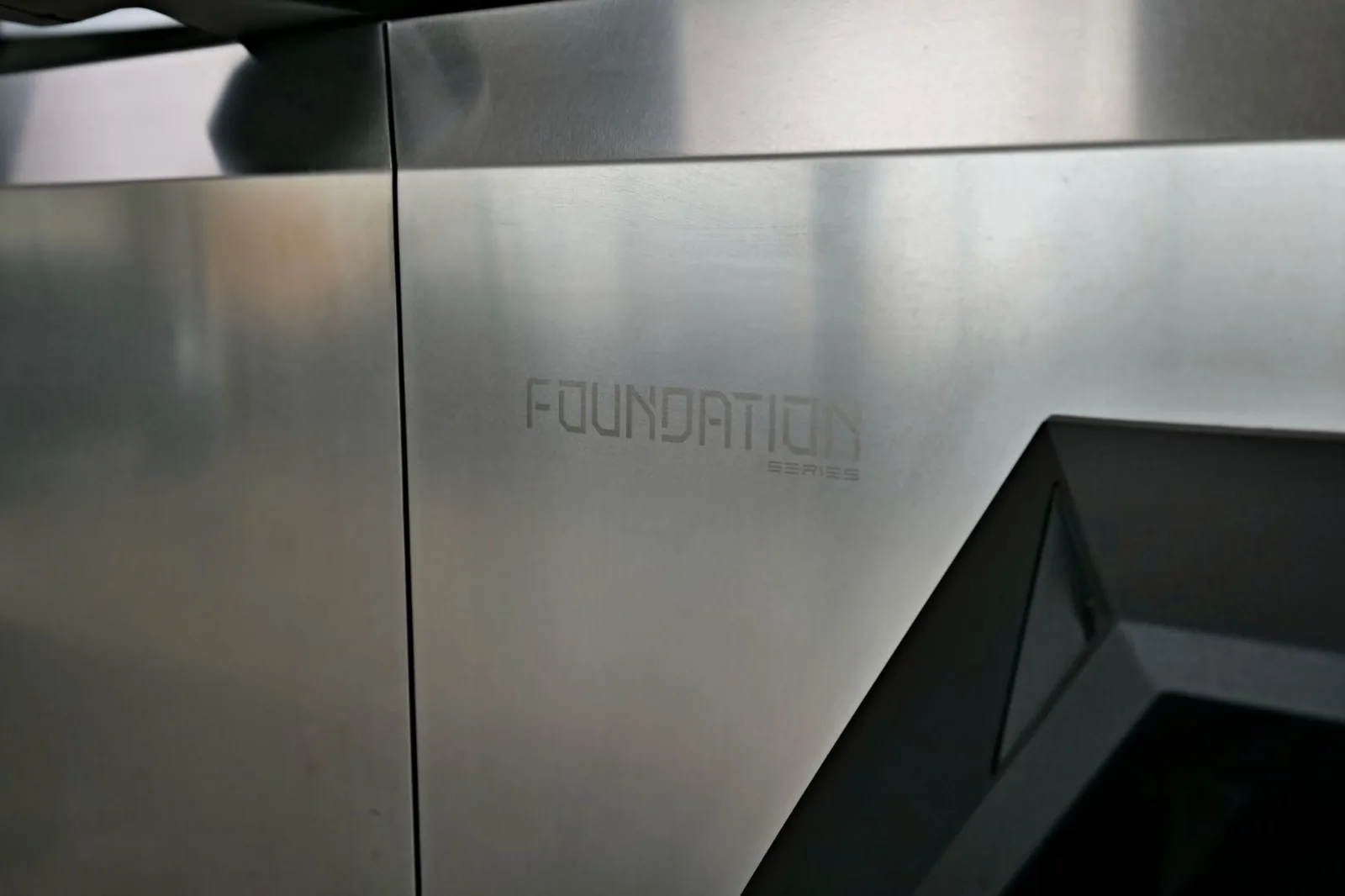 2024 Tesla Cybertruck Foundation Series, 20/21