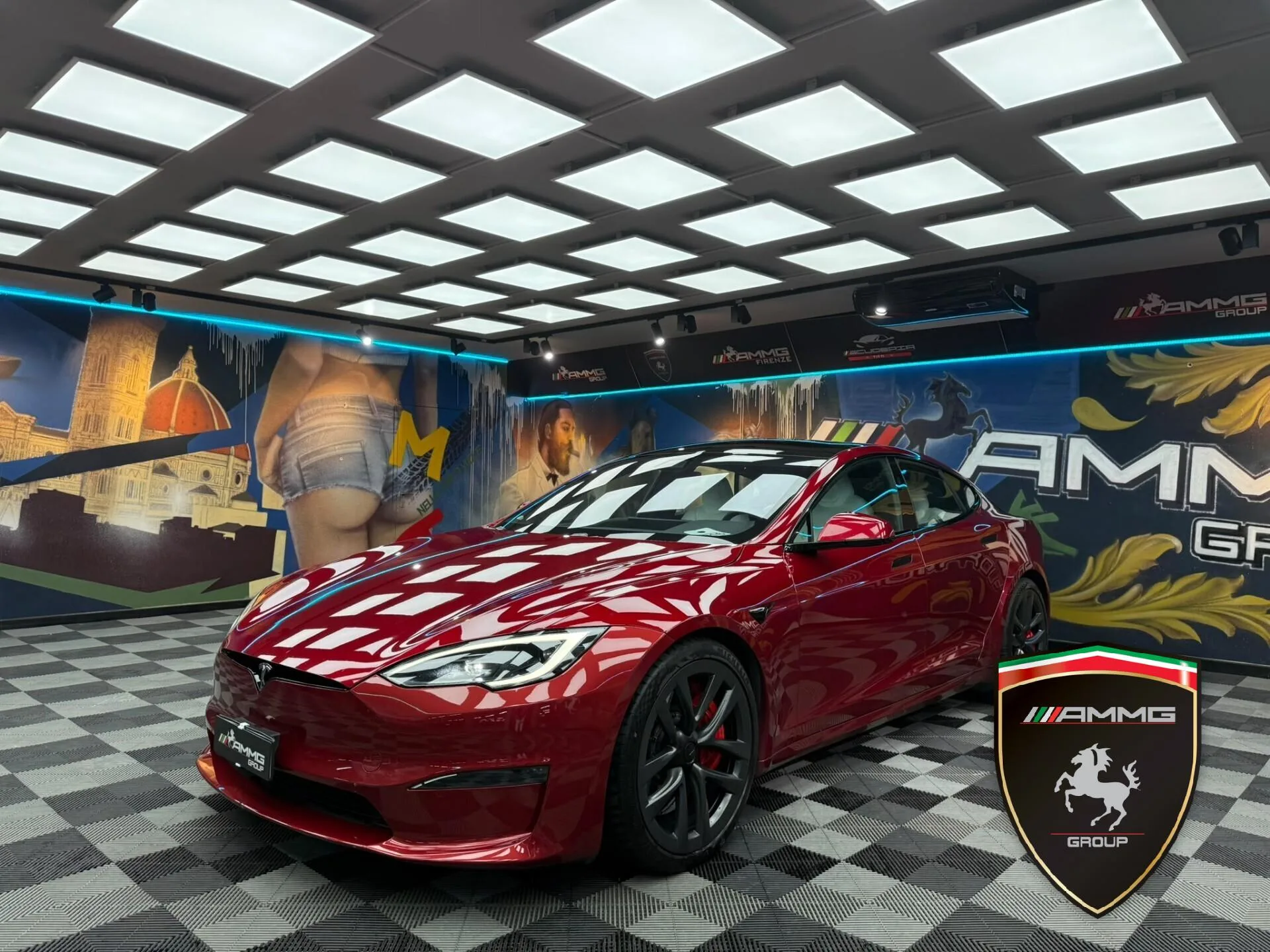 2024 Tesla Model S Plaid angeboten von einem Fachhändler in Calenzano, Italien, Hauptfoto
