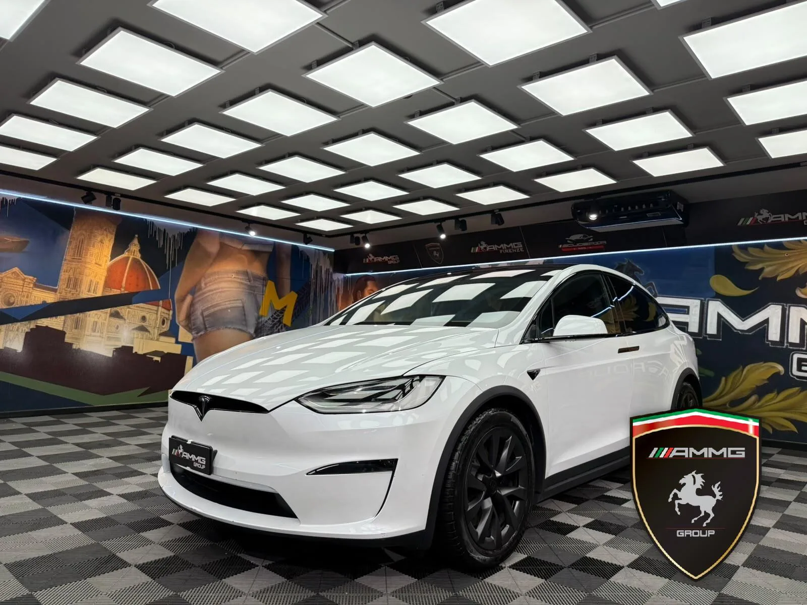 2024 Tesla Model X Long Range angeboten von einem Fachhändler in Calenzano, Italien, Hauptfoto