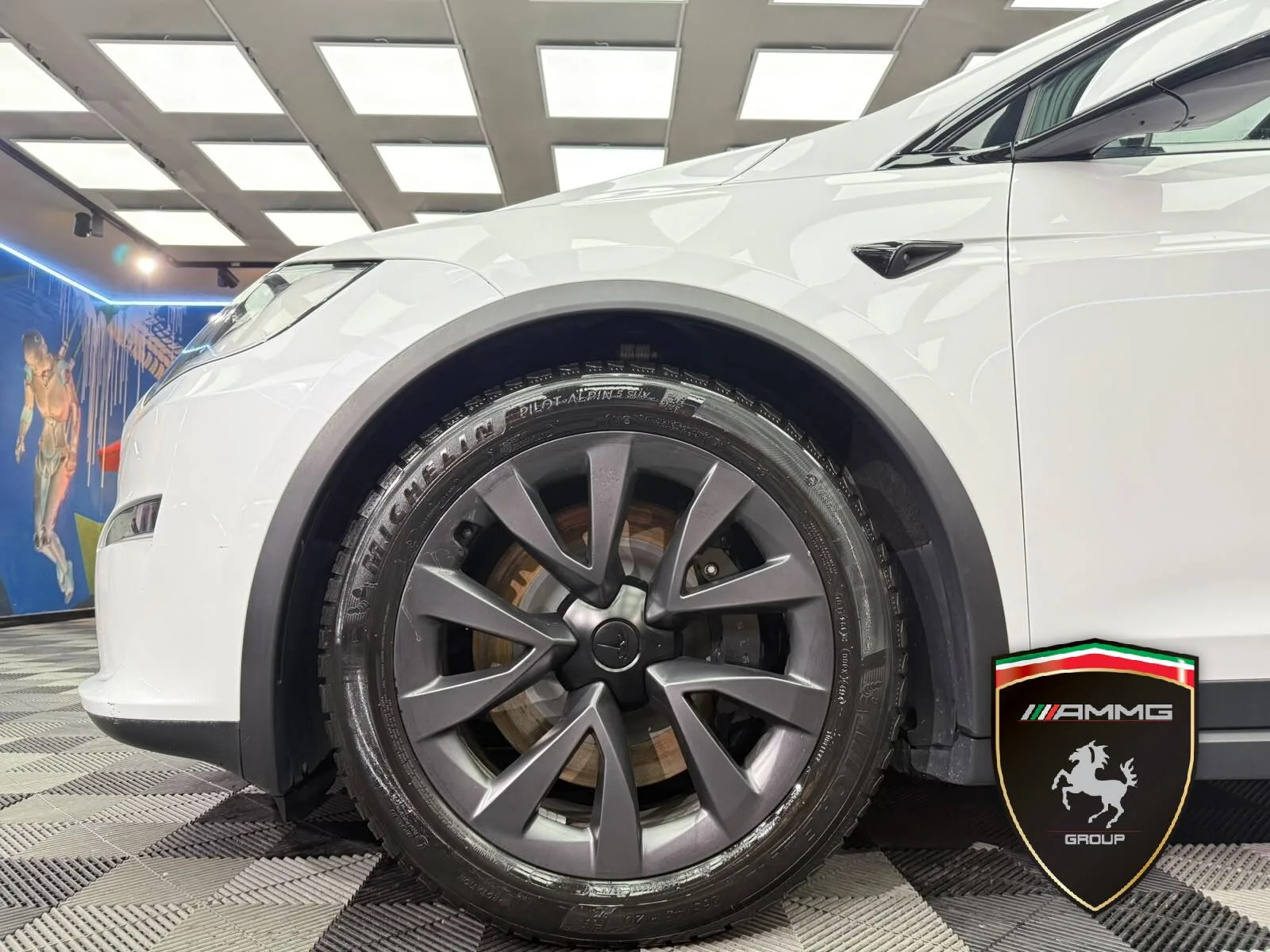 2024 Tesla Model X Long Range, 8/15