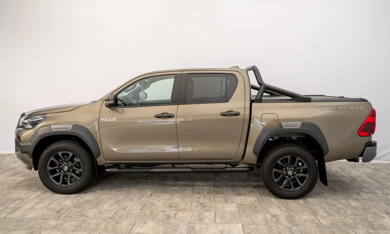 2024 Toyota Hilux Invincible, 7/29