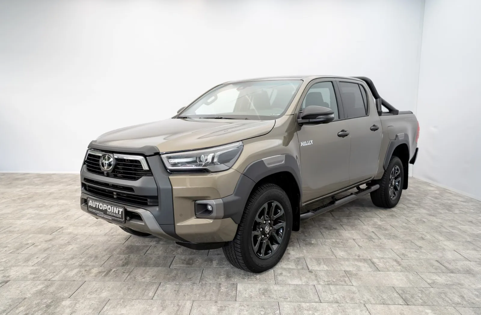 2024 Toyota Hilux Invincible, 8/29