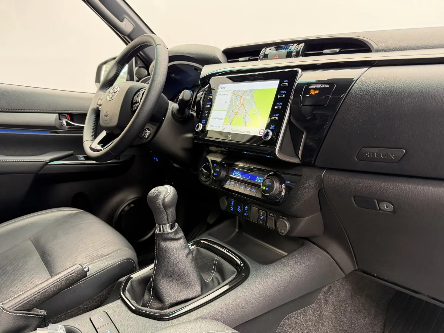 2024 Toyota Hilux Invincible, 12/29