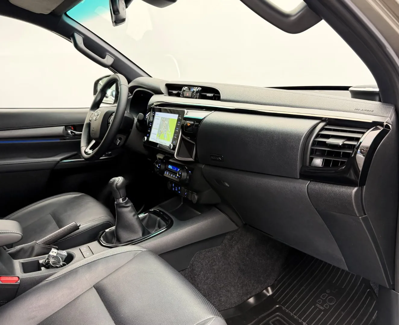 2024 Toyota Hilux Invincible, 13/29