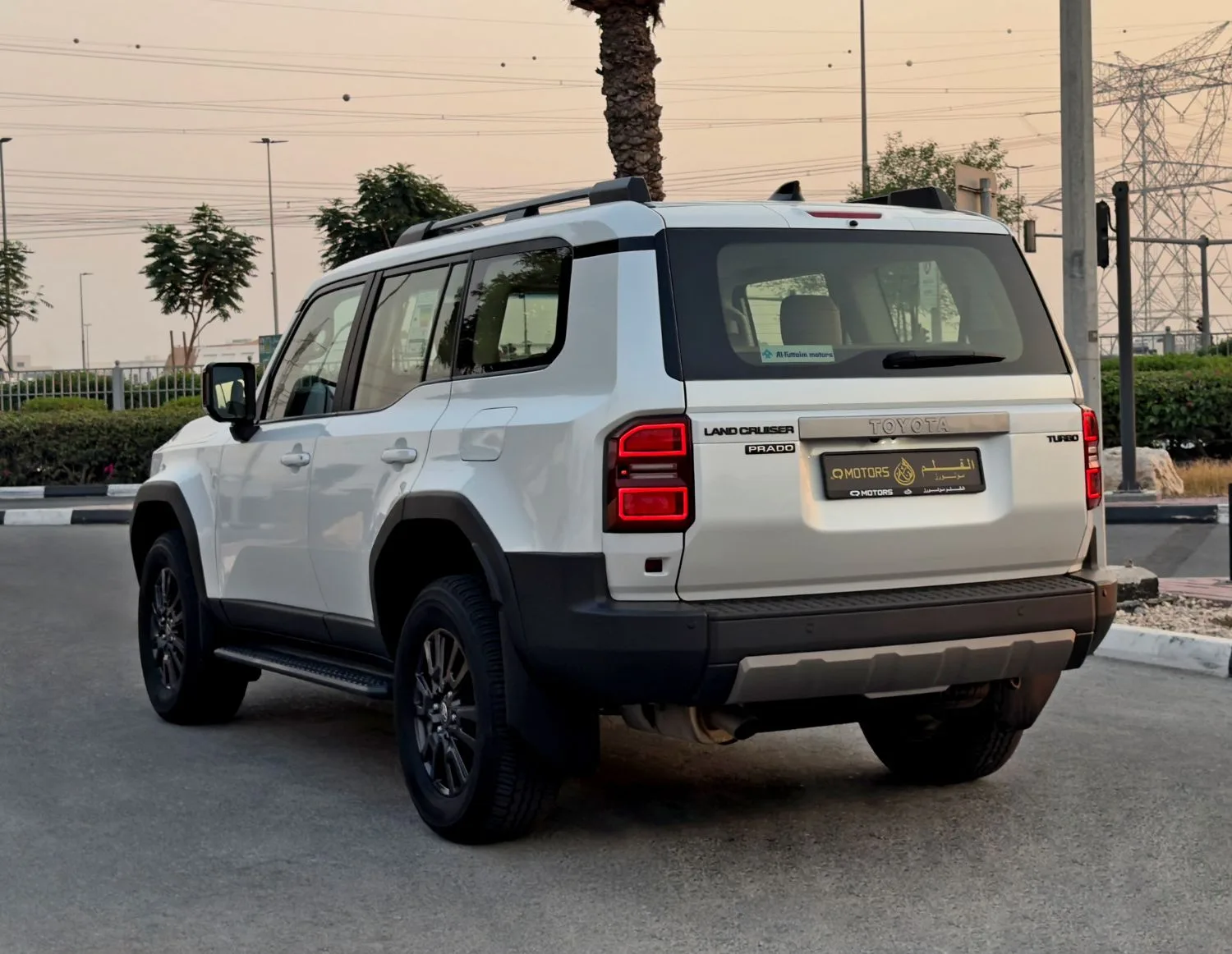 2024 Toyota Prado GXR offered by a specialist dealer in Dubai, United Arab Emirates, photo 6 of 13