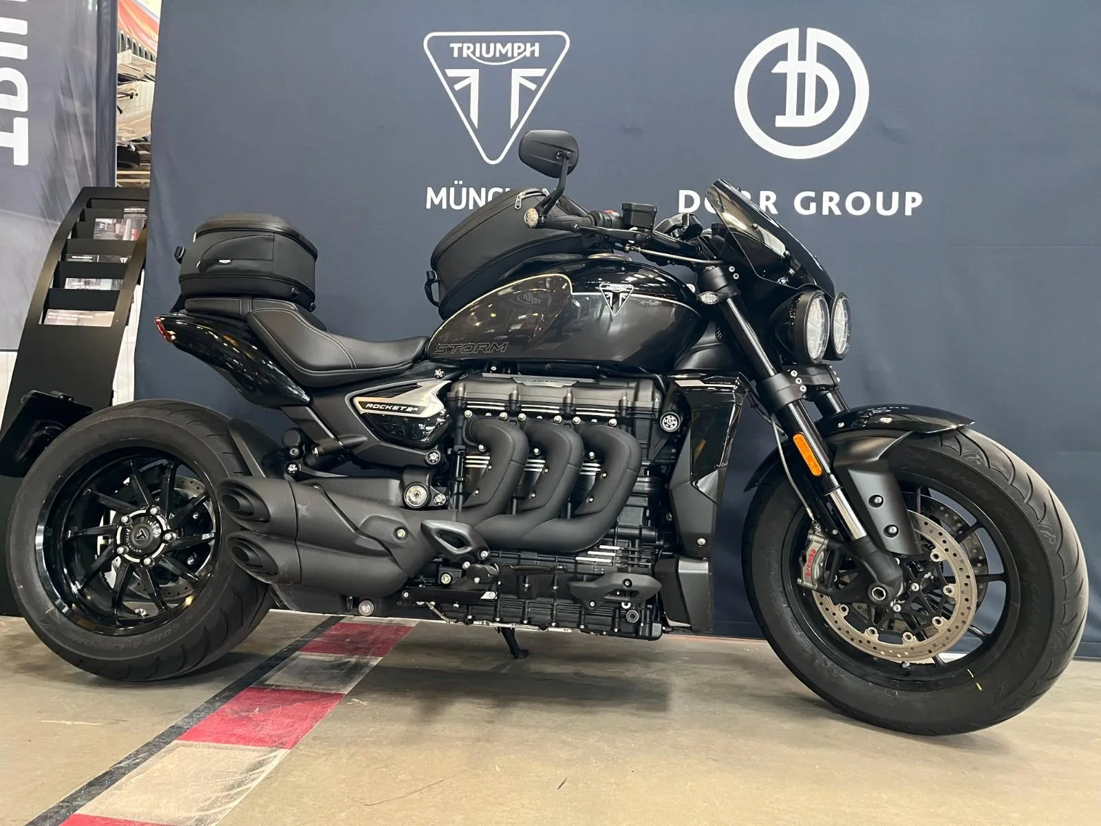 2024 Triumph Rocket 3 Storm R proposée par un concessionnaire agréé à Munich, Allemagne, photo principale