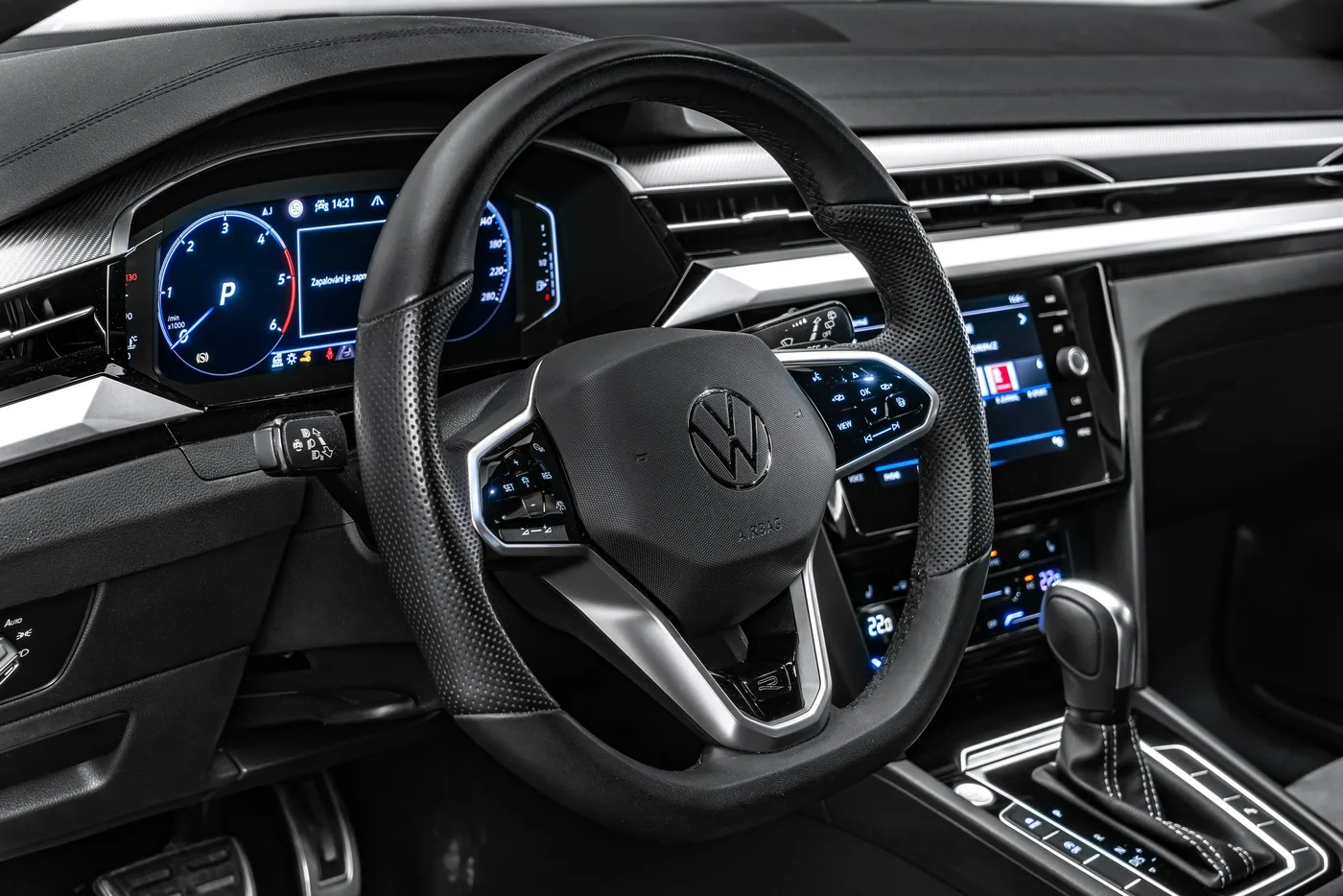 2024 Volkswagen Arteon R-Line offered by a specialist dealer in Ostrava, Czechia, photo 15 of 23