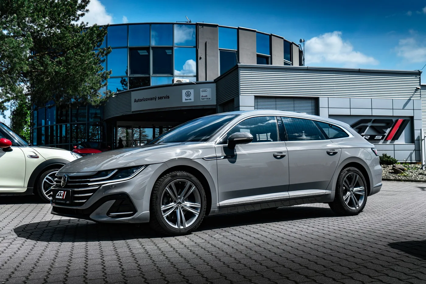 2024 Volkswagen Arteon R-Line offered by a specialist dealer in Ostrava, Czechia, photo 23 of 23