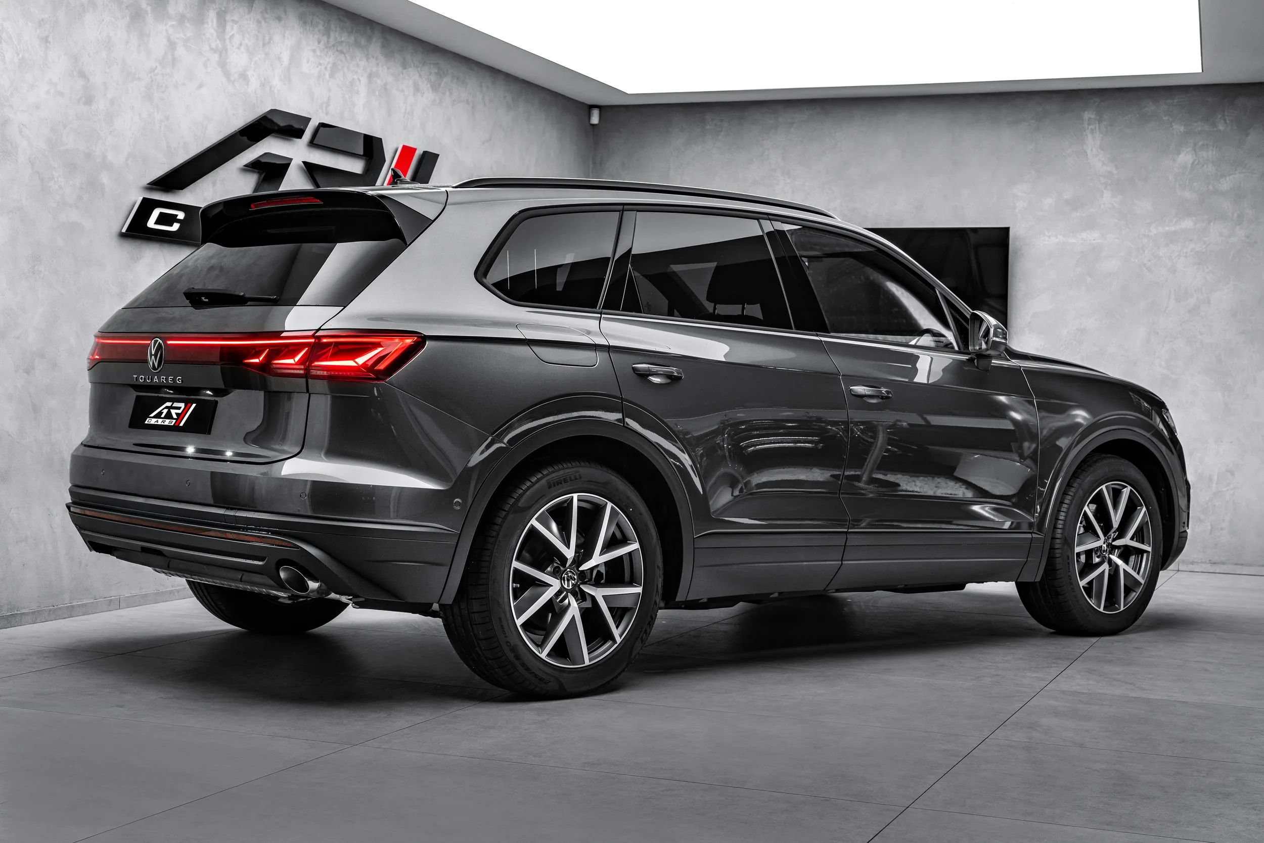 2024 Volkswagen Touareg V6 TDI 4MOTION, 5/18