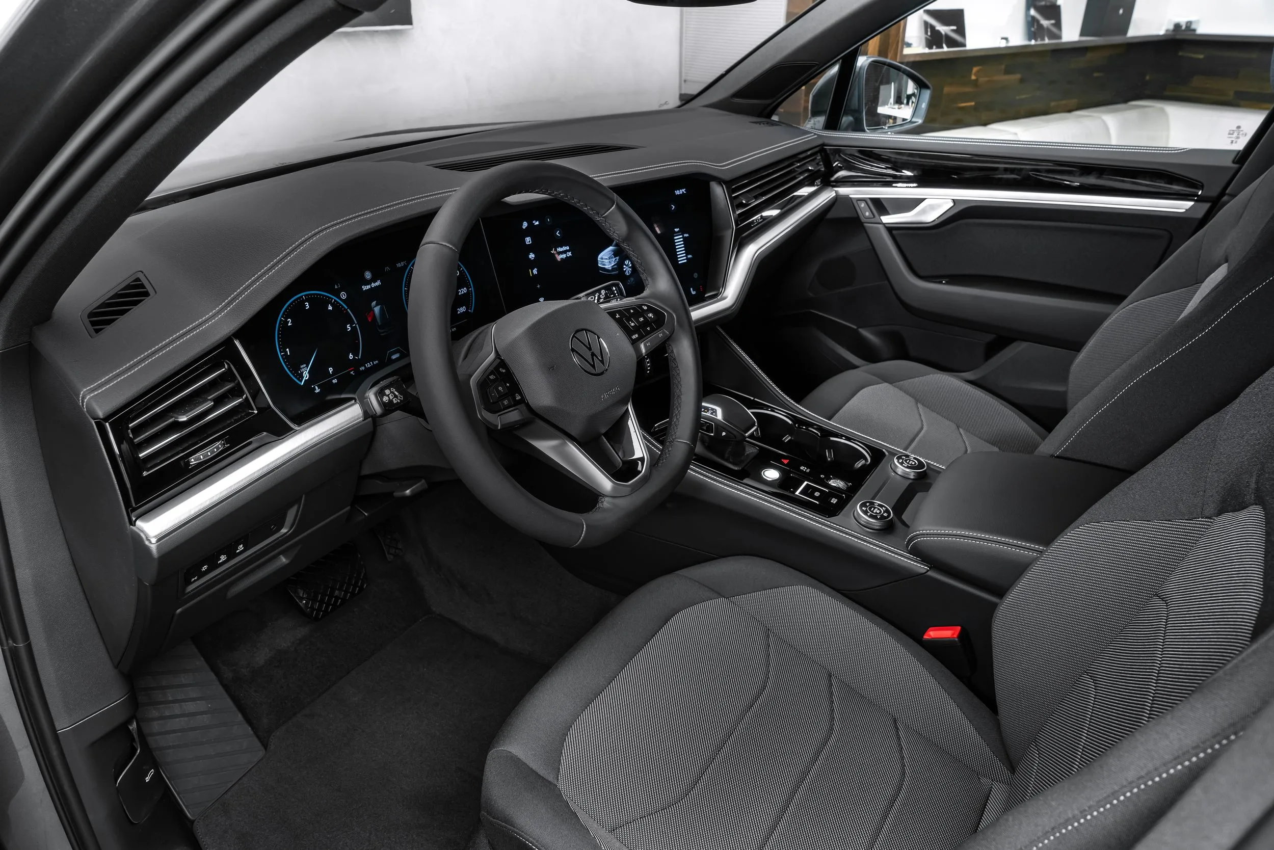 2024 Volkswagen Touareg V6 TDI 4MOTION, 11/18