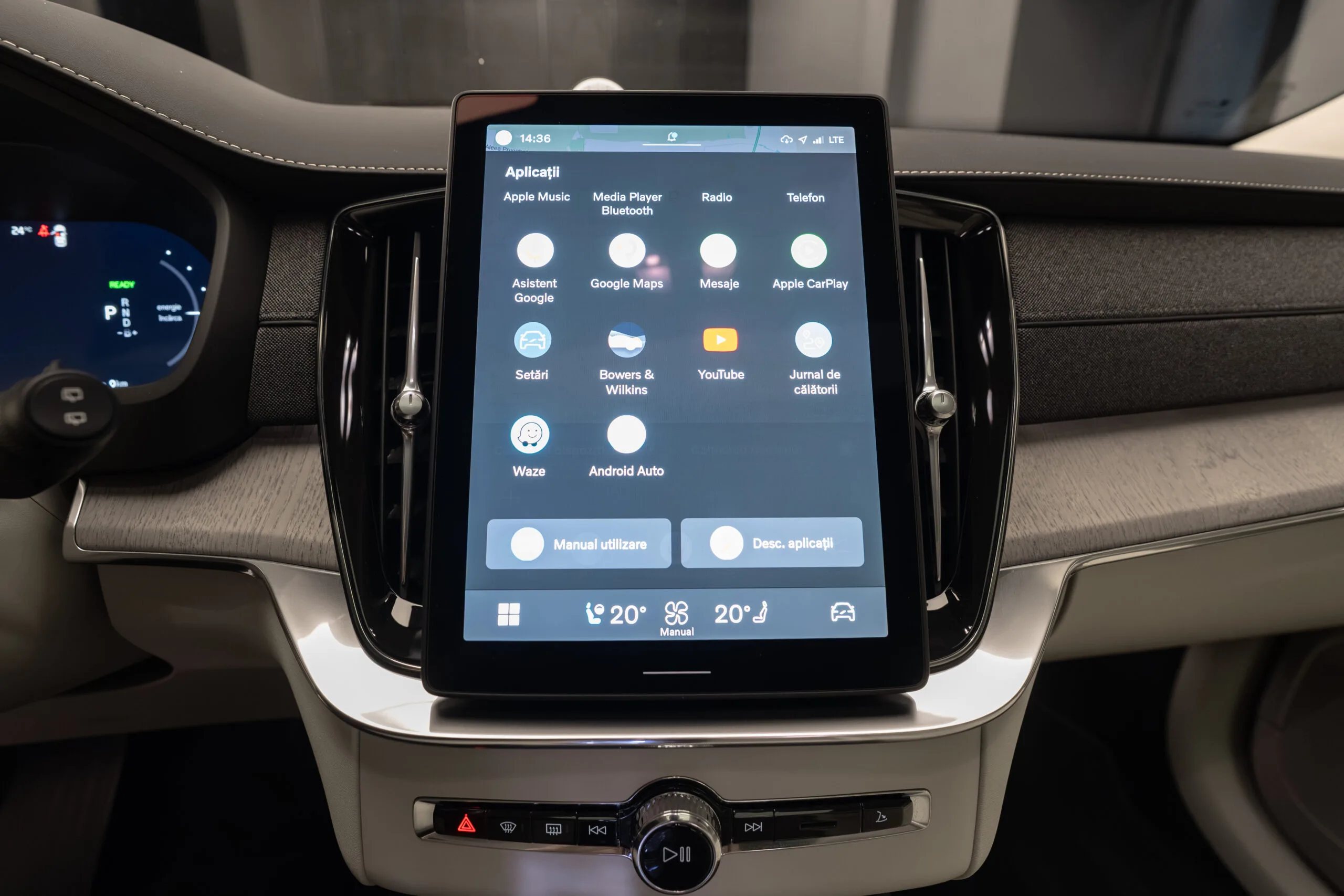 2024 Volvo XC90 T8, 22/30