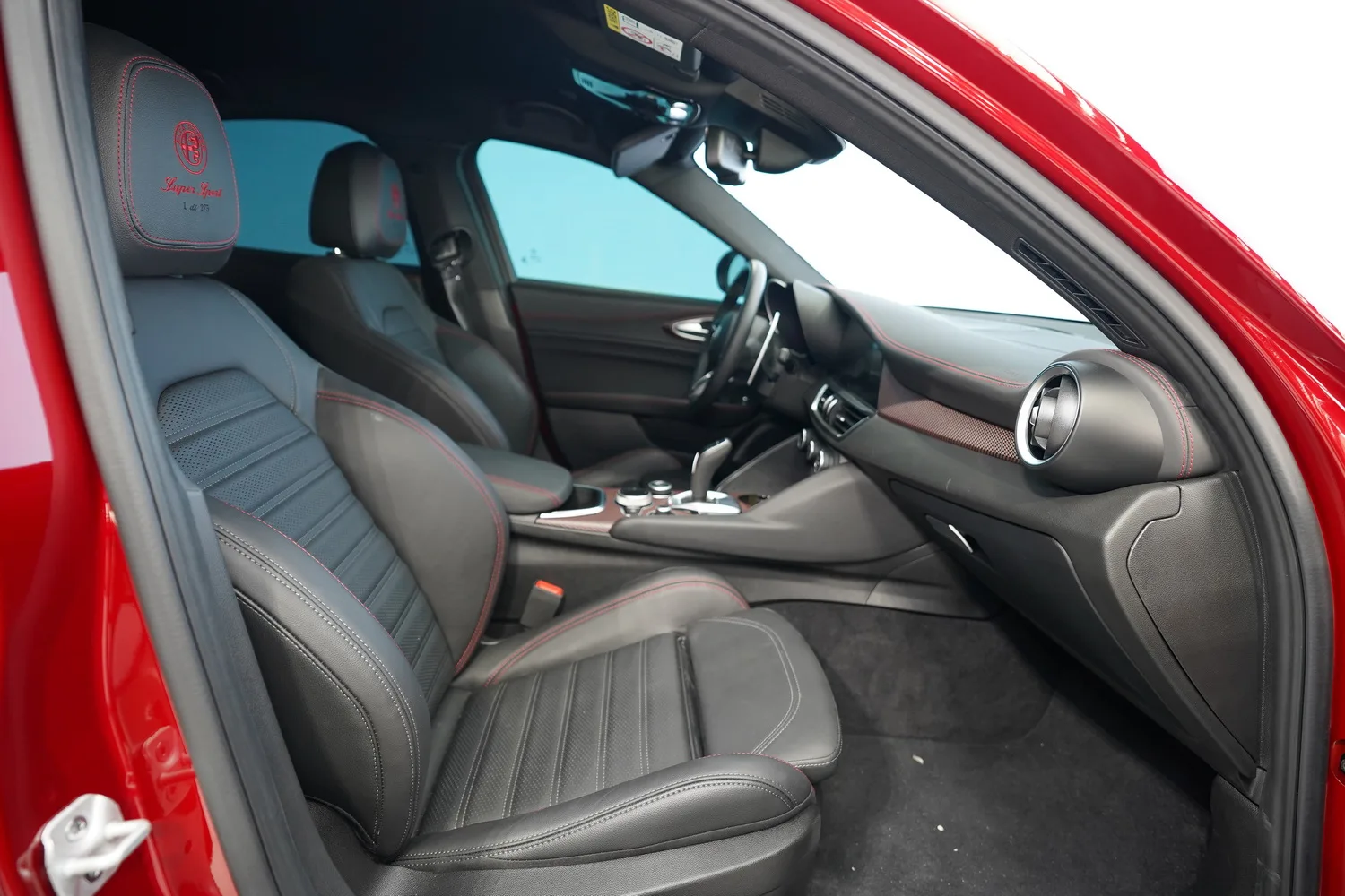 2025 Alfa Romeo Giulia Quadrifoglio Super Sport, 14/20