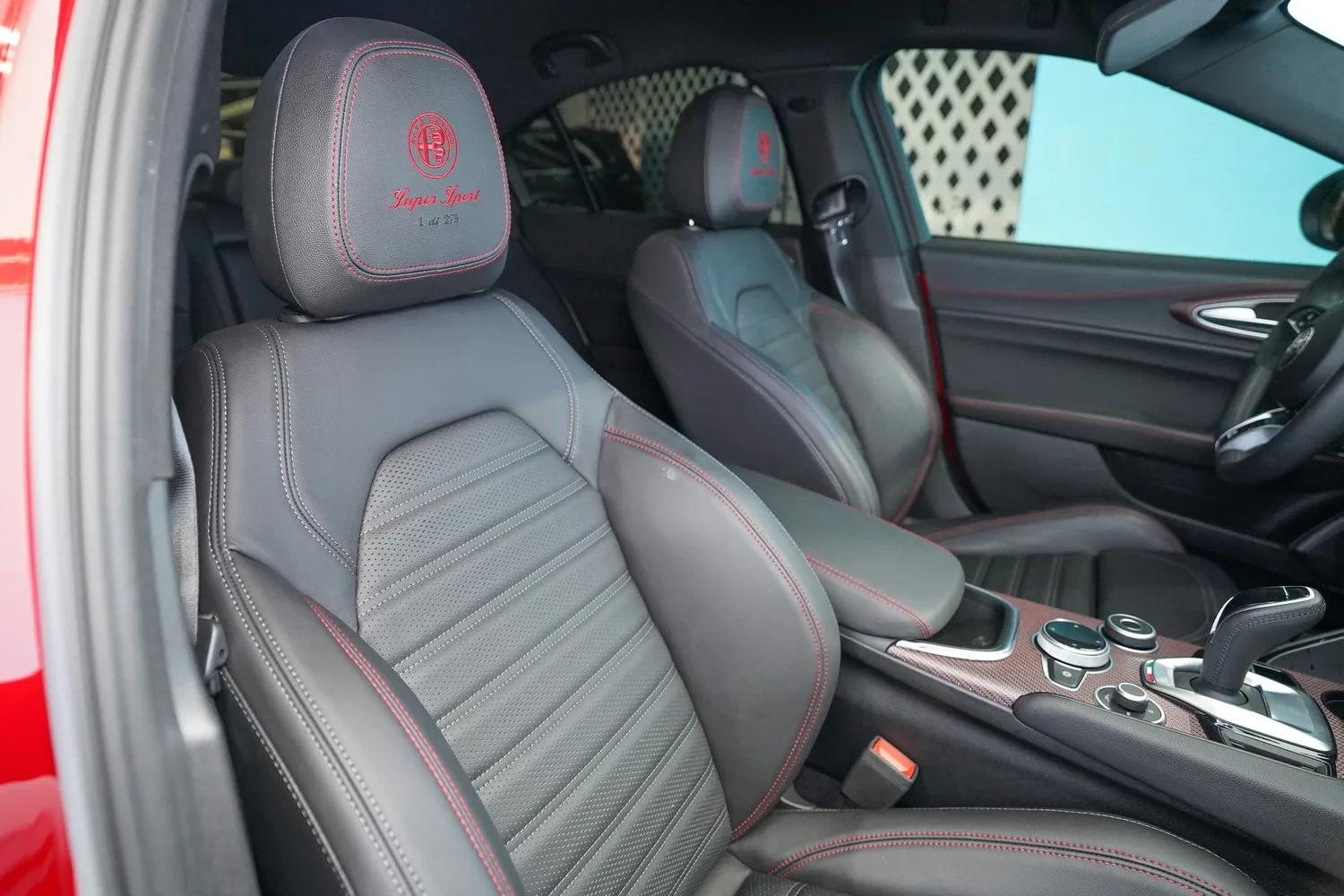 2025 Alfa Romeo Giulia Quadrifoglio Super Sport, 17/20