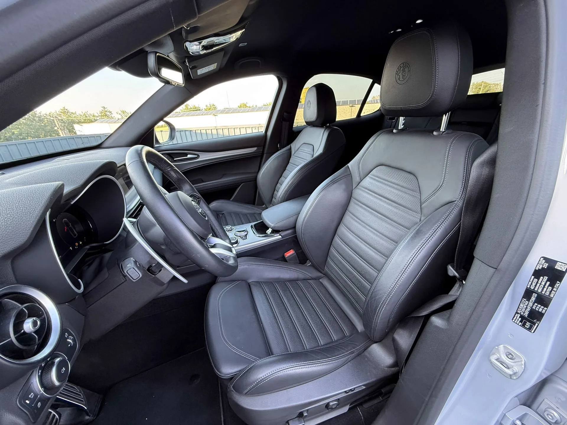 2025 Alfa Romeo Stelvio, 7/17