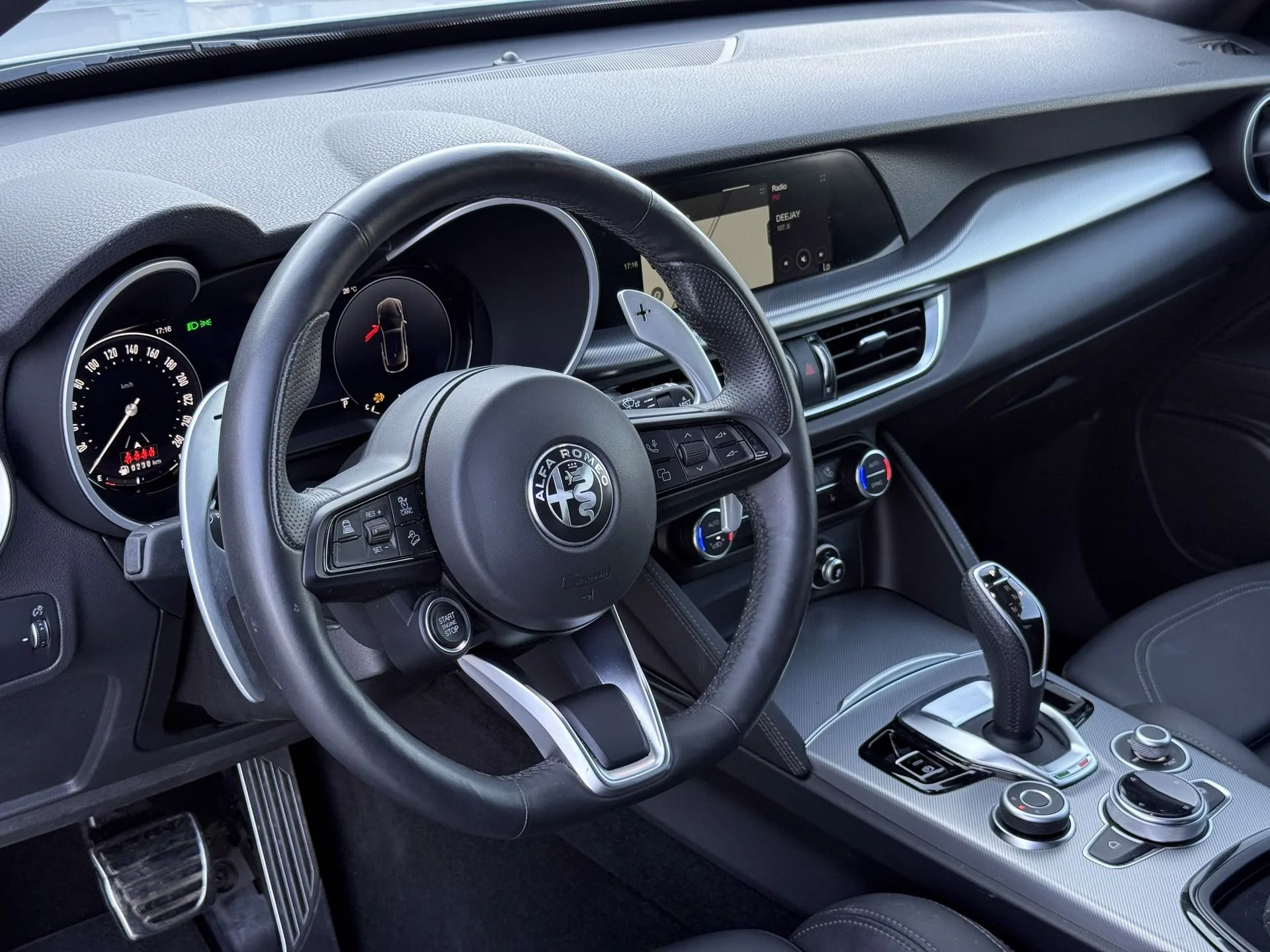 2025 Alfa Romeo Stelvio, 9/17