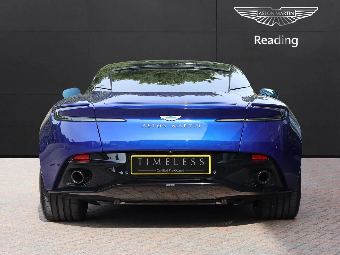 2025 Aston Martin DB12 angeboten von einer Vertragshändlergruppe in Pangbourne, Vereinigtes Königreich, Foto 8 von 25