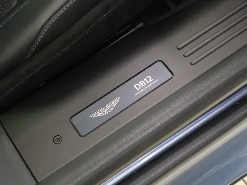 2025 Aston Martin DB12, 18/30