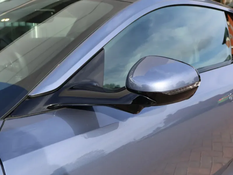 2025 Aston Martin DB12, 24/30