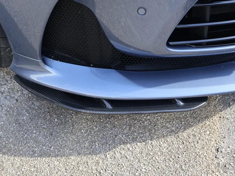 2025 Aston Martin DB12, 27/30