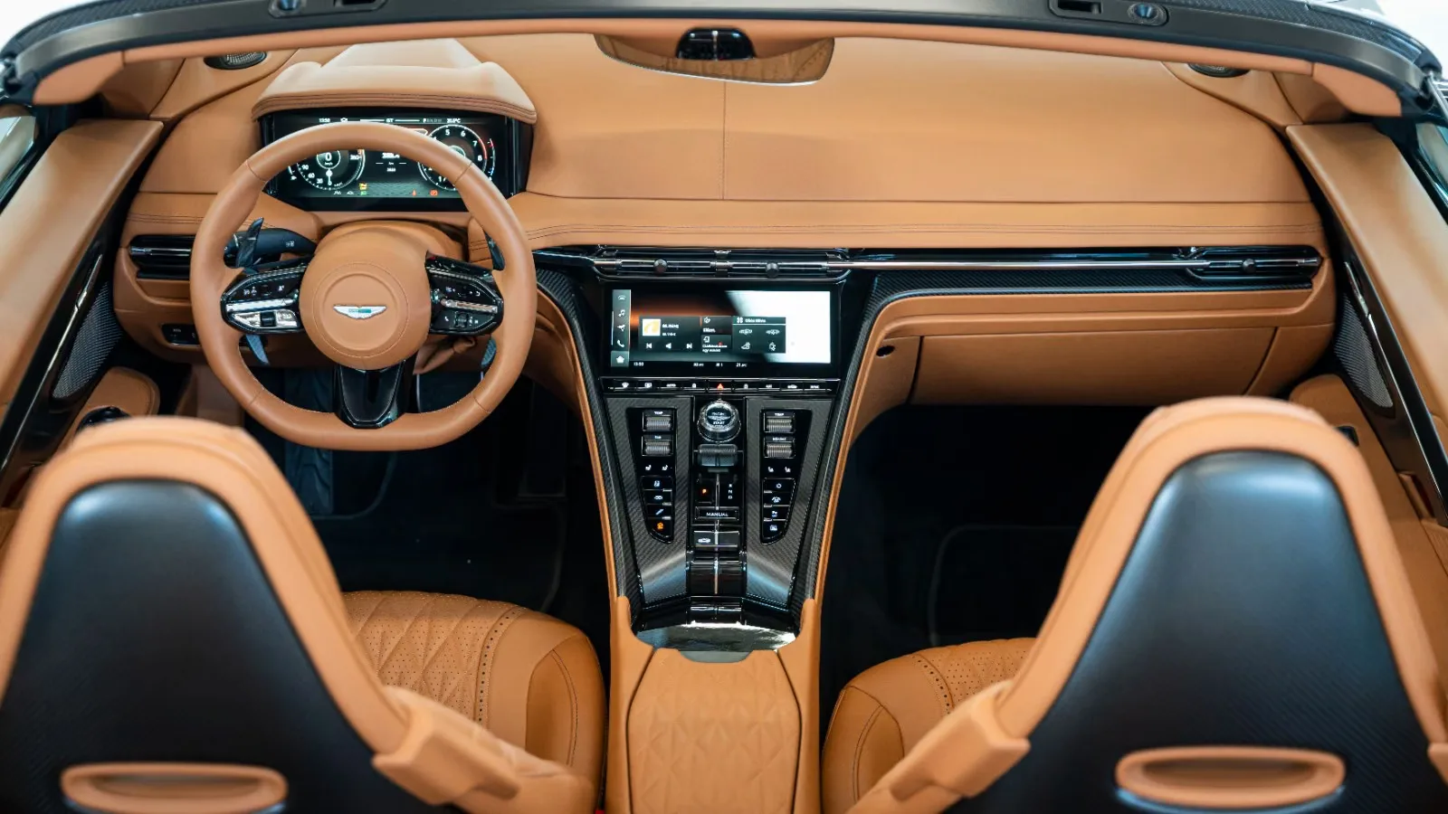 2025 Aston Martin DB12 Volante, 7/14