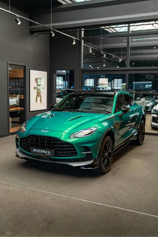 2025 Aston Martin DBX 707, 21/30