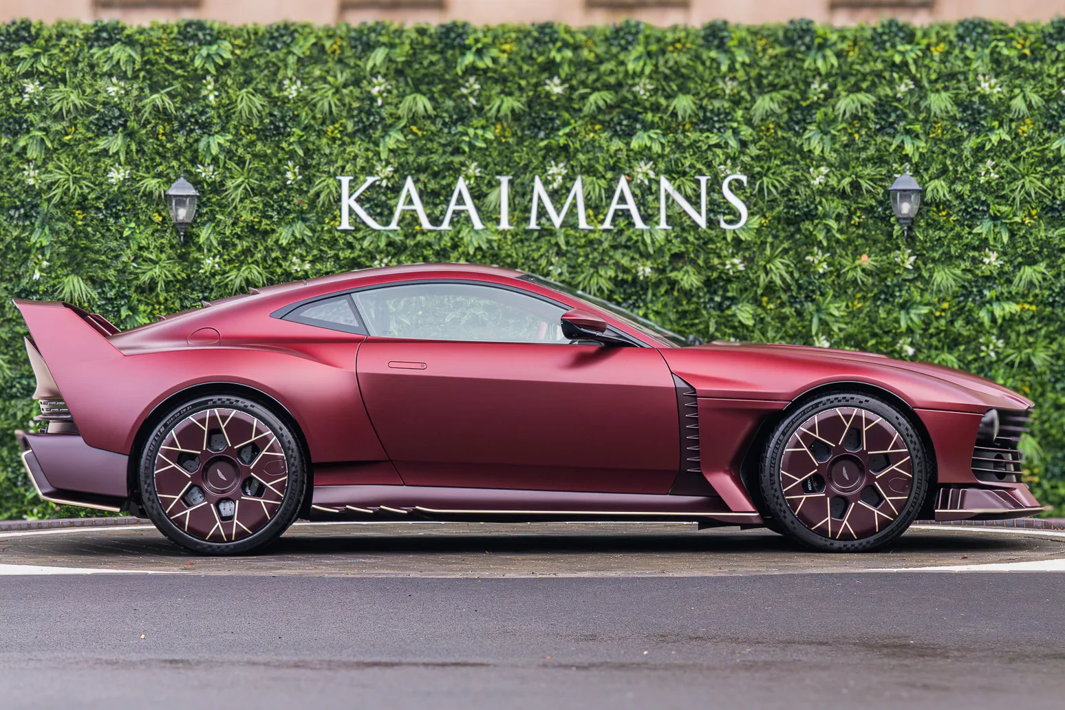 2025 Aston Martin Valiant, 4/30
