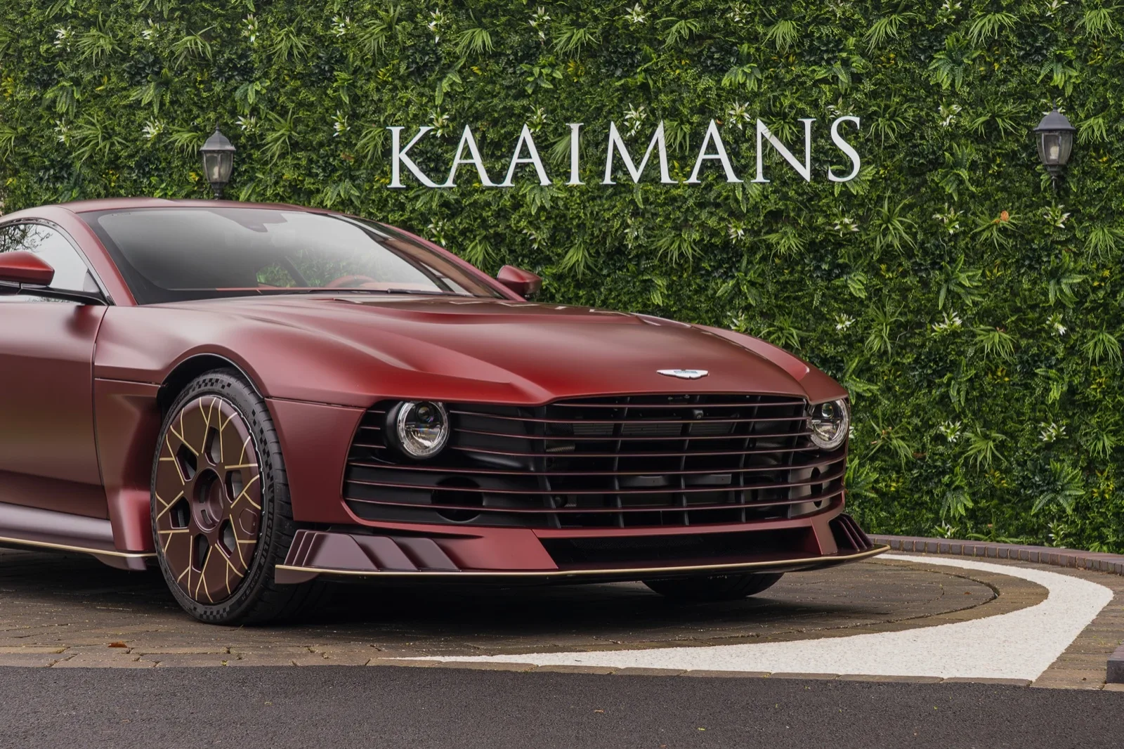 2025 Aston Martin Valiant, 7/30