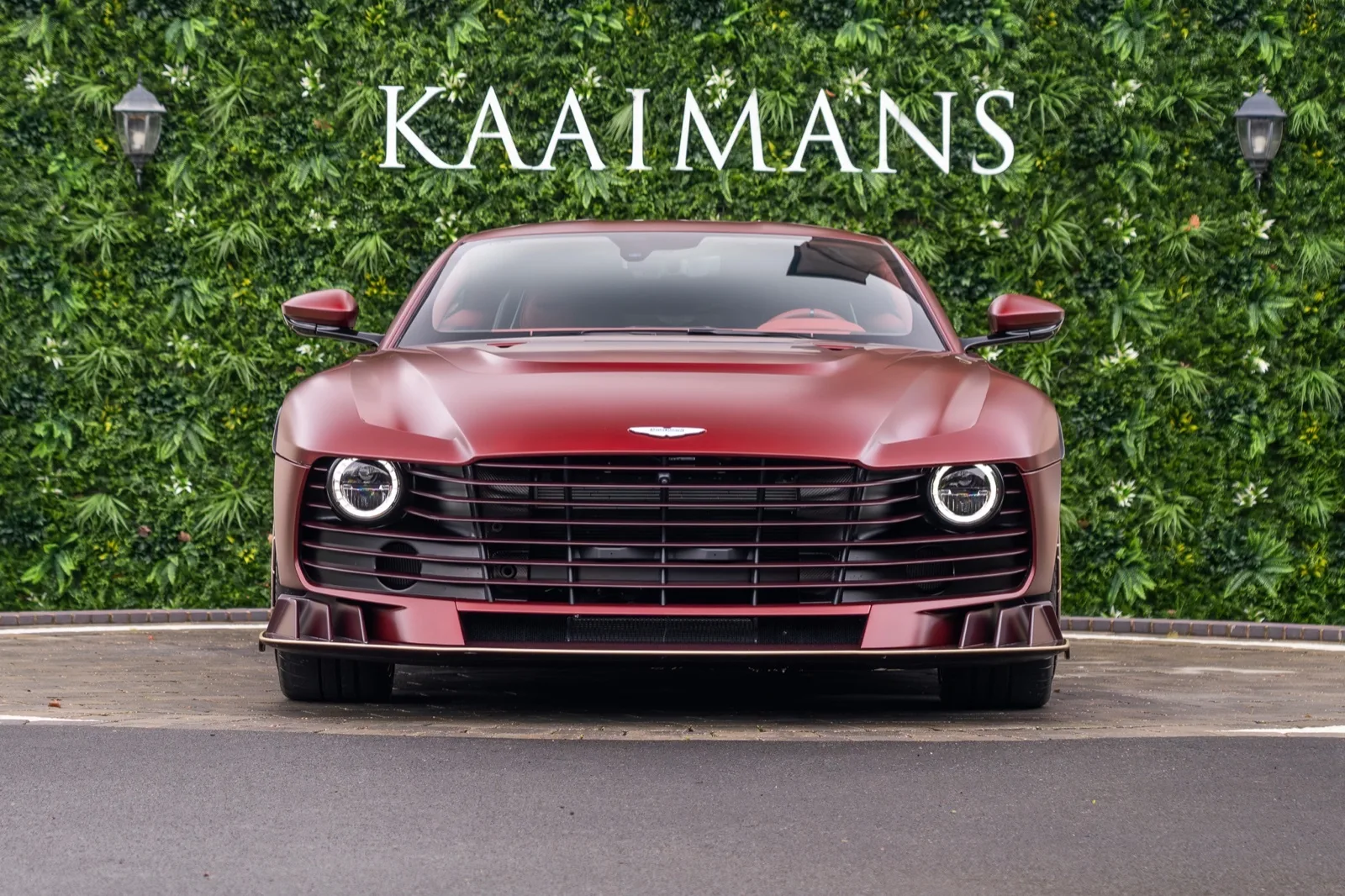 2025 Aston Martin Valiant, 10/30