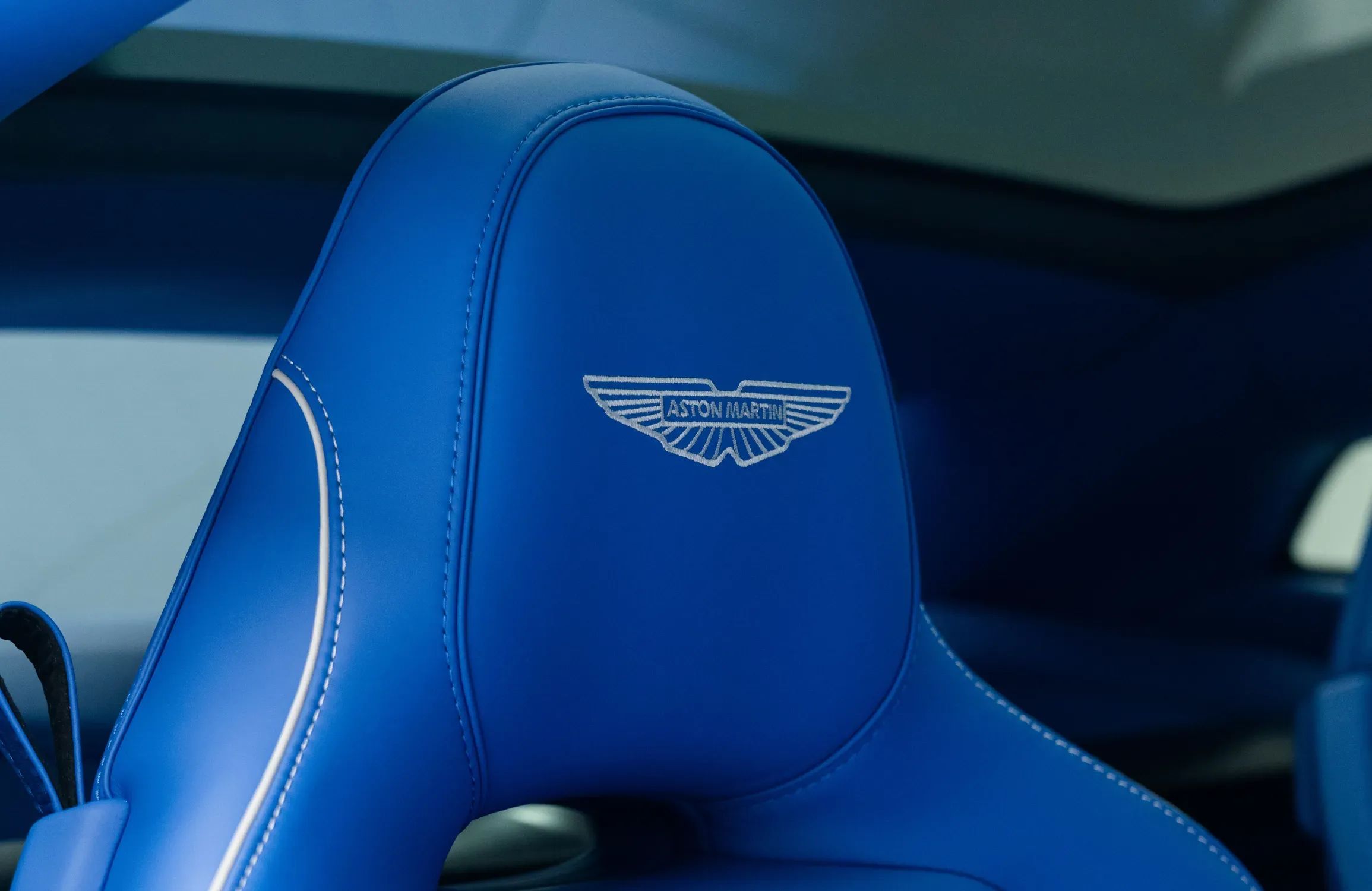 2025 Aston Martin Vanquish, 11/30