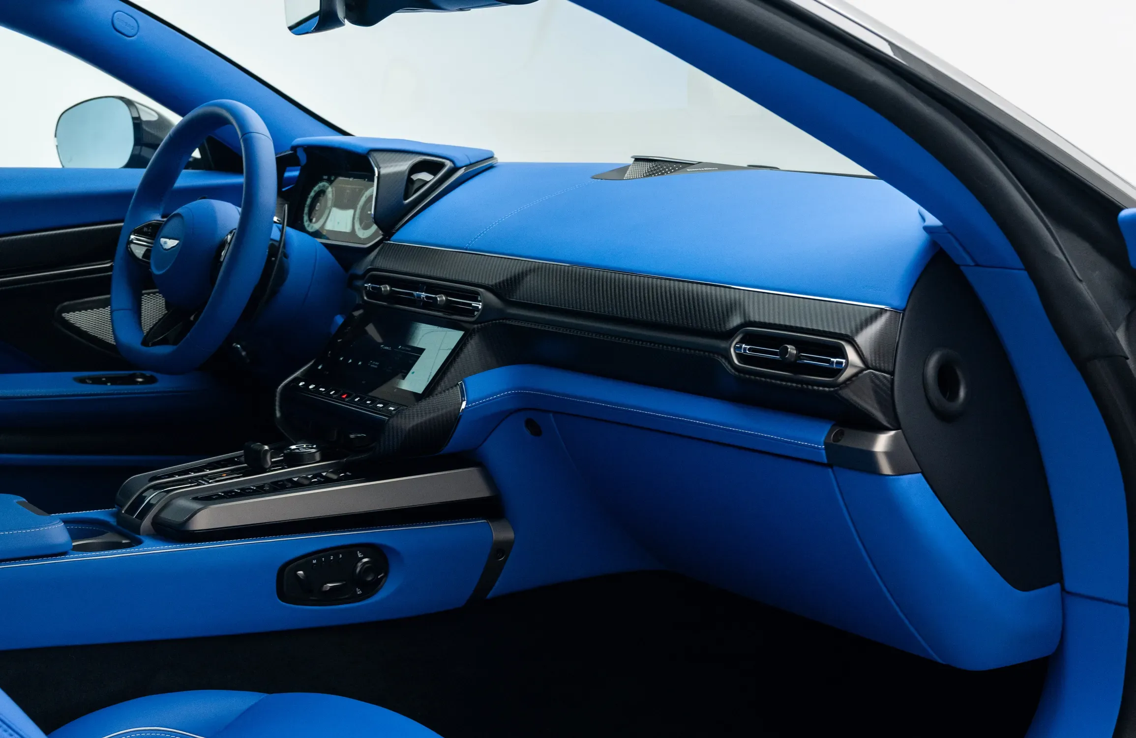2025 Aston Martin Vanquish, 19/30