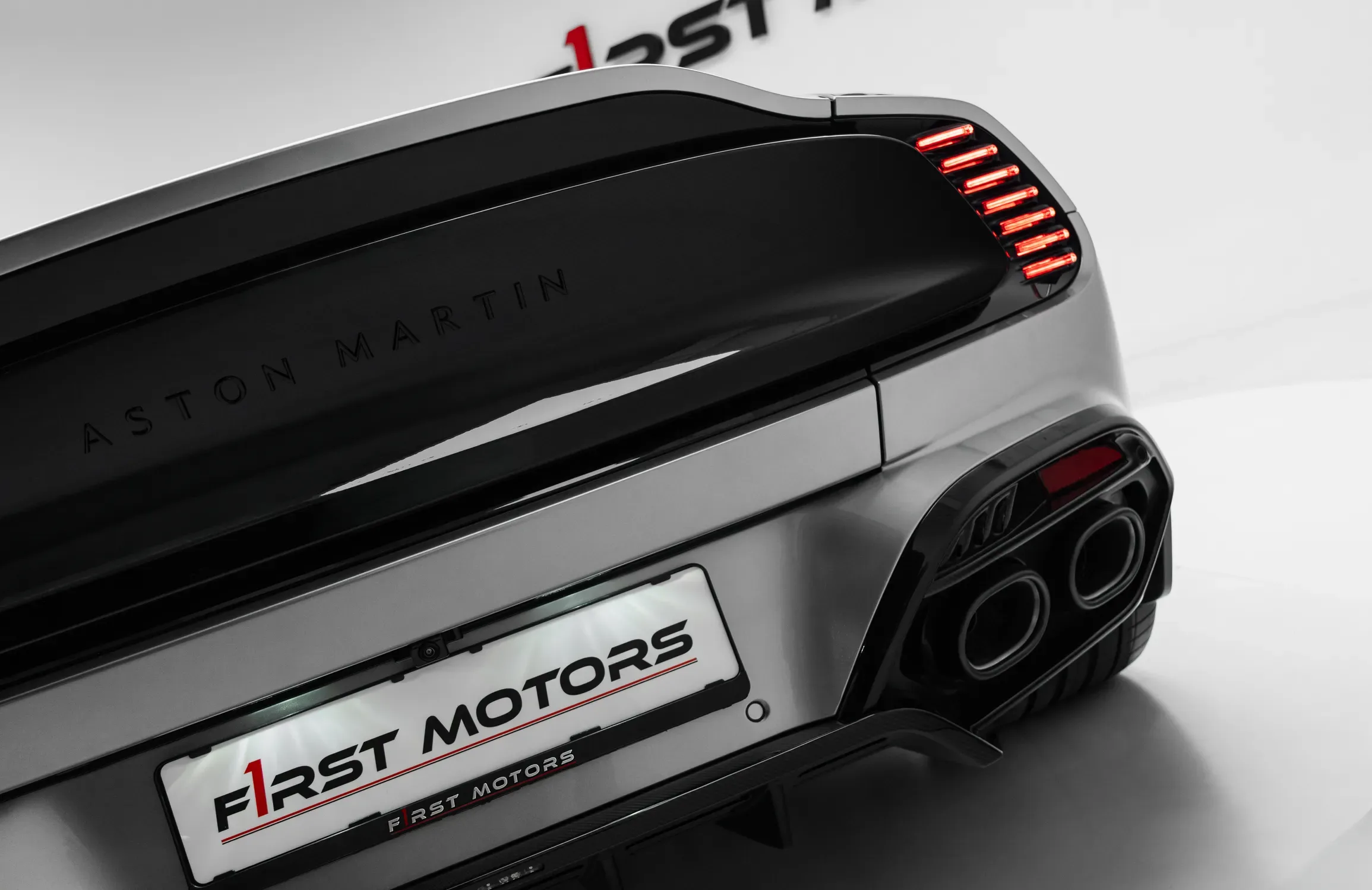 2025 Aston Martin Vanquish, 26/30