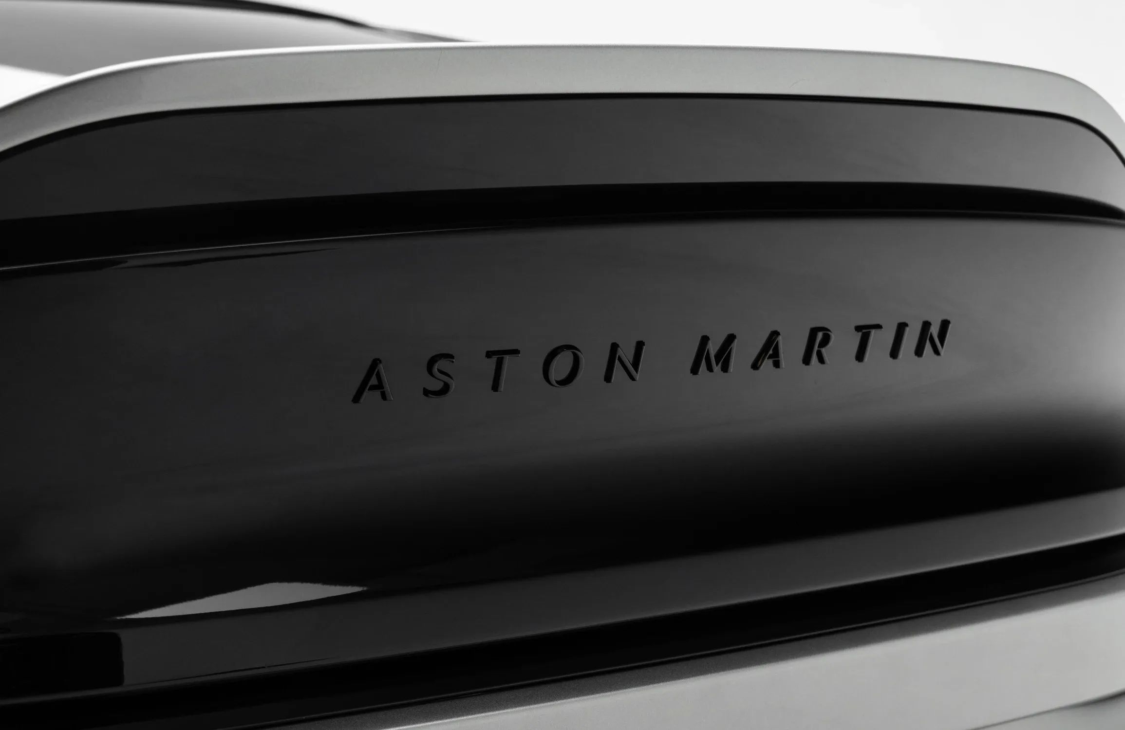 2025 Aston Martin Vanquish, 29/30