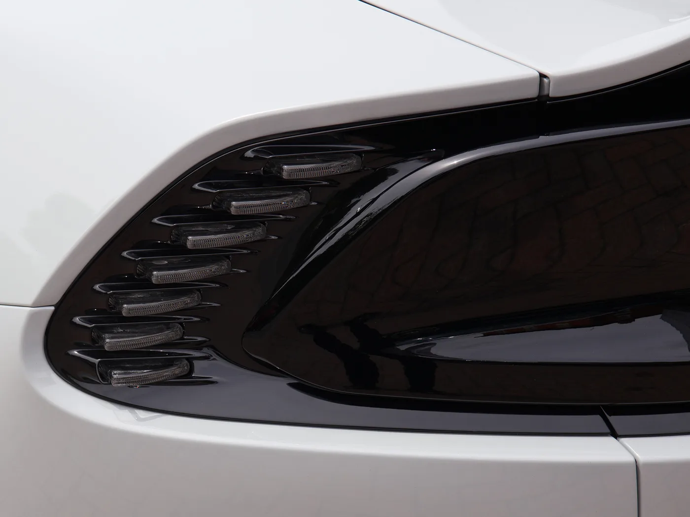 2025 Aston Martin Vanquish angeboten von einer Vertragshändlergruppe in Pangbourne, Vereinigtes Königreich, Foto 23 von 25