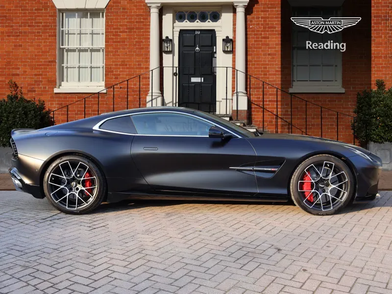 2025 Aston Martin Vanquish, 14/29