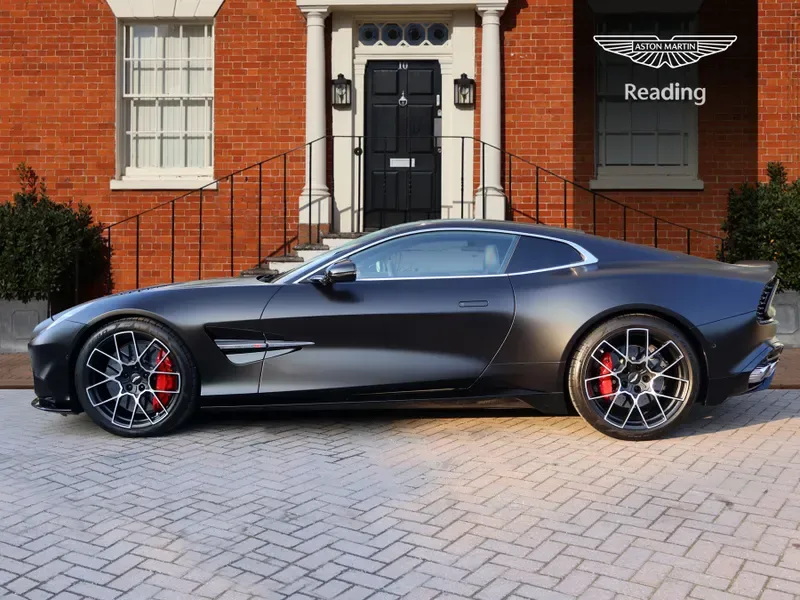 2025 Aston Martin Vanquish, 15/29