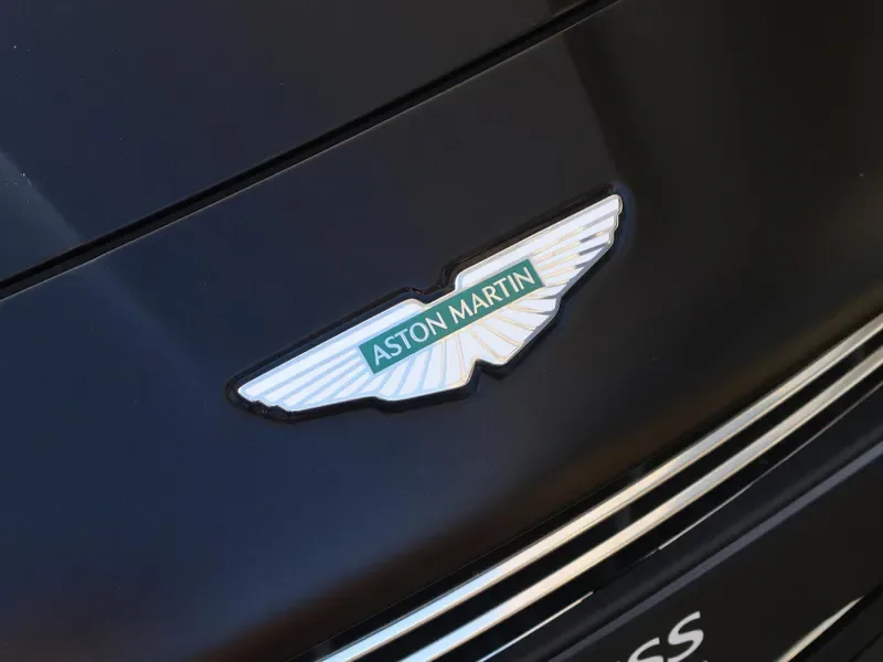 2025 Aston Martin Vanquish, 24/29
