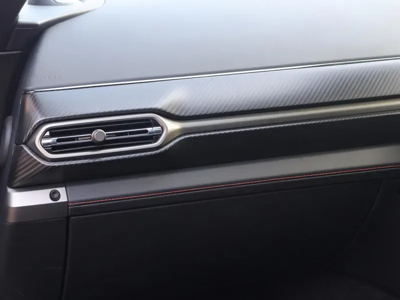 2025 Aston Martin Vanquish, 27/29