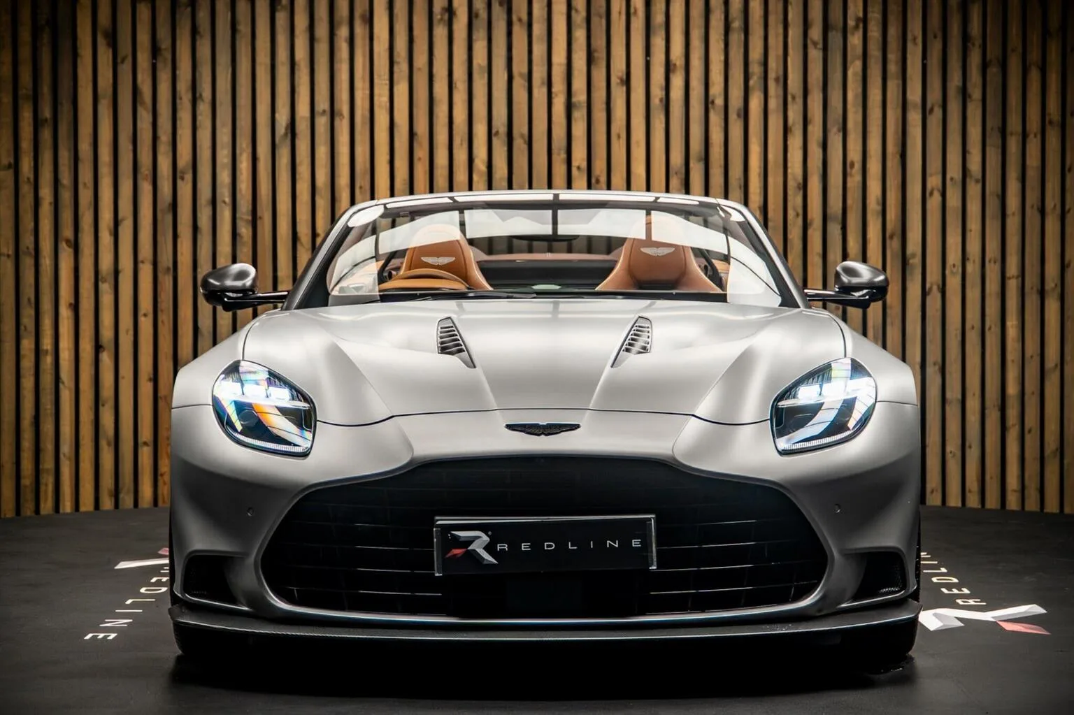 2025 Aston Martin Vanquish Volante, 5/30