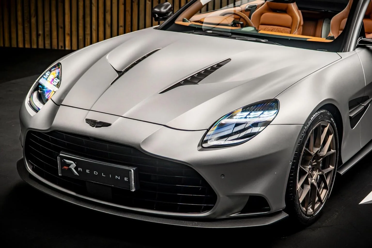 2025 Aston Martin Vanquish Volante, 15/30