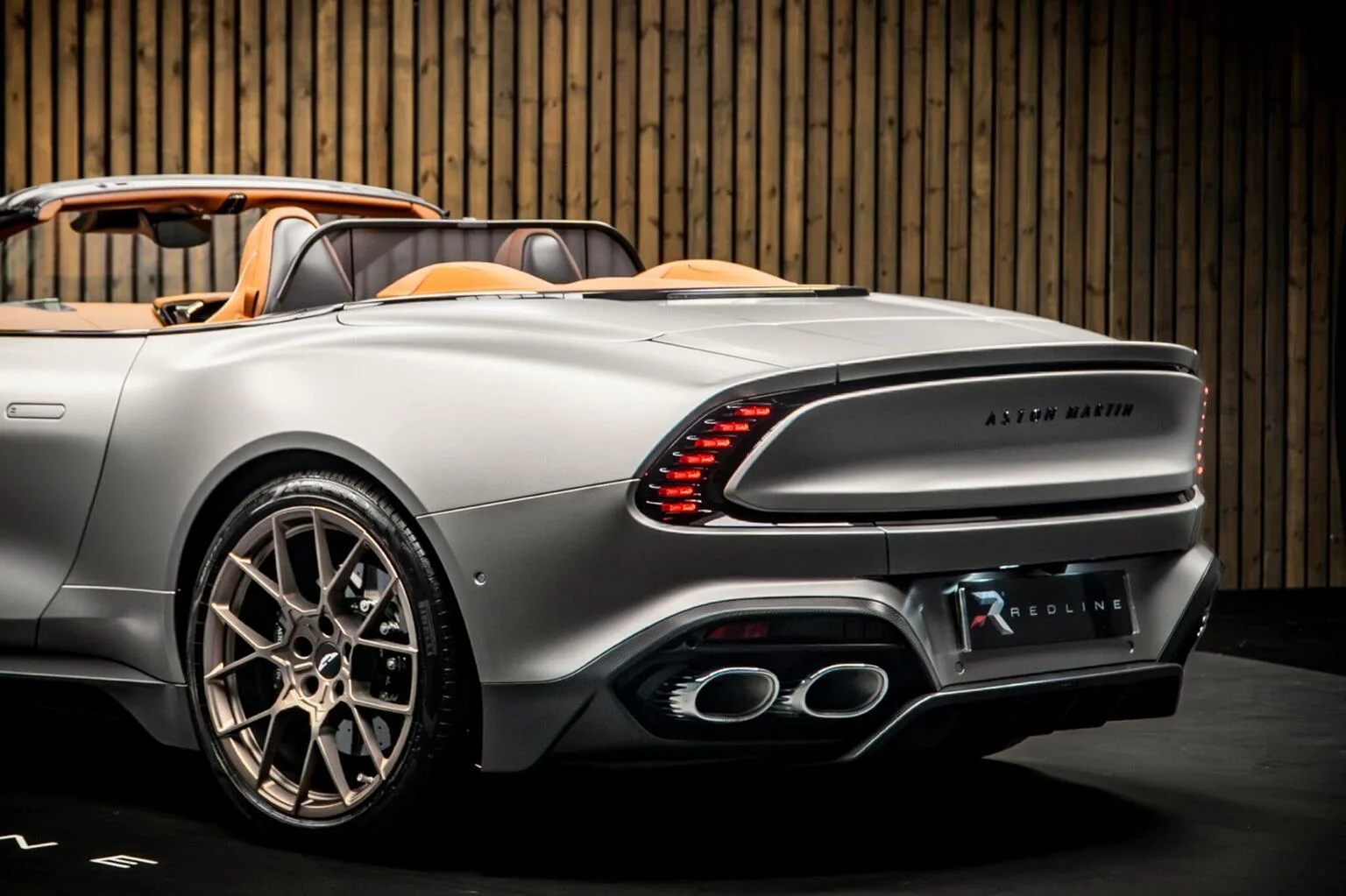 2025 Aston Martin Vanquish Volante, 17/30