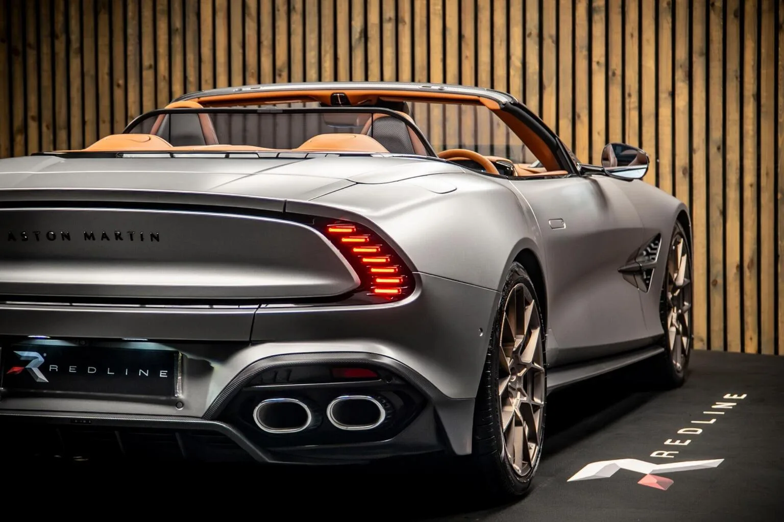 2025 Aston Martin Vanquish Volante, 19/30