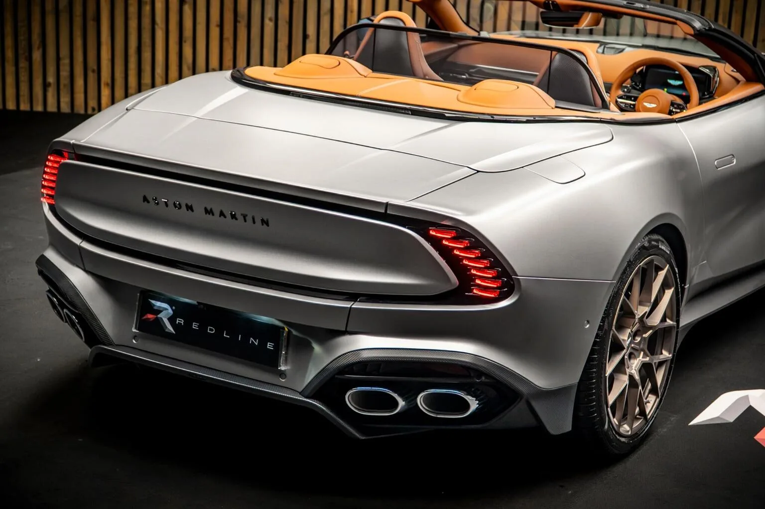 2025 Aston Martin Vanquish Volante, 20/30