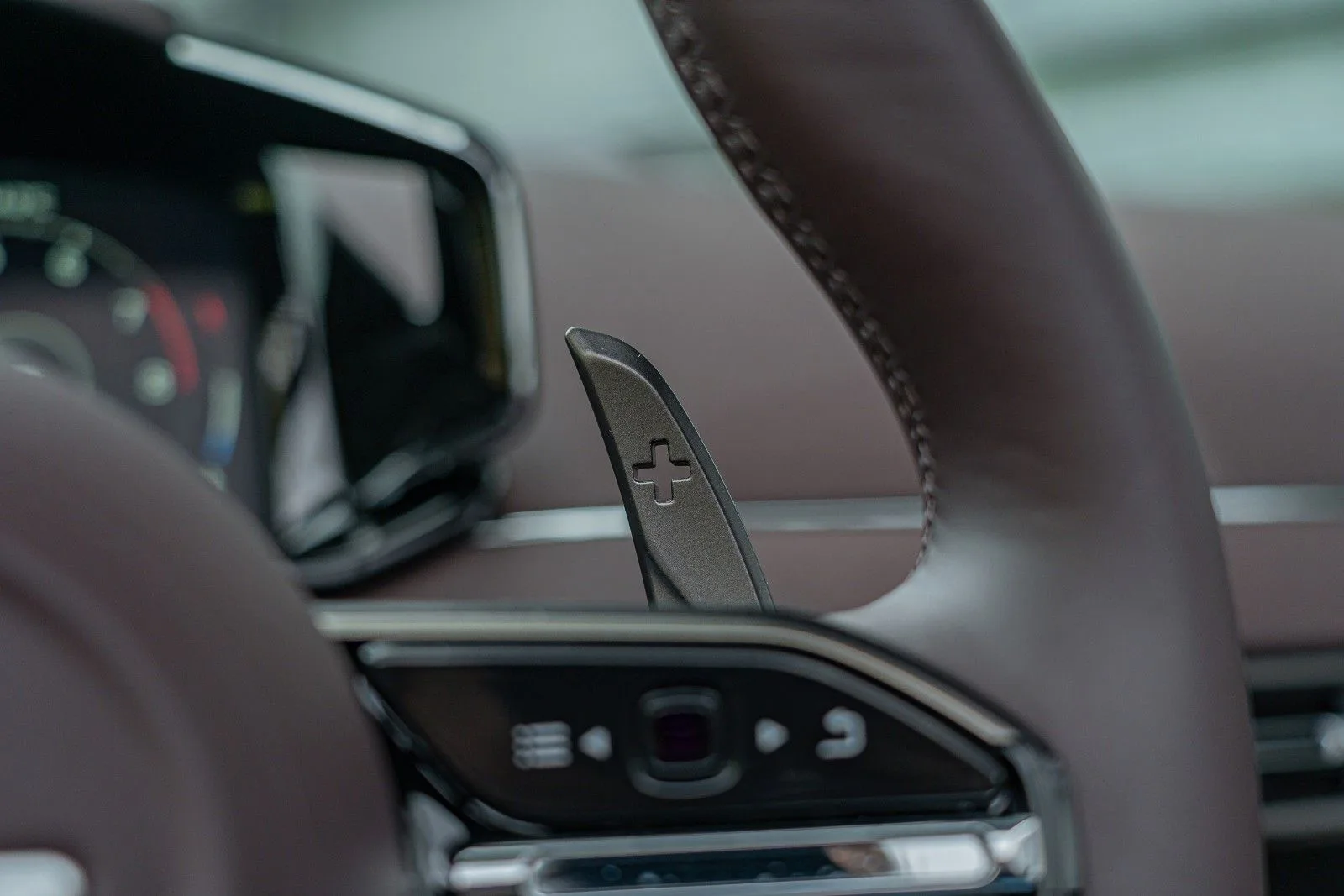 2025 Aston Martin Vanquish Volante, 18/30