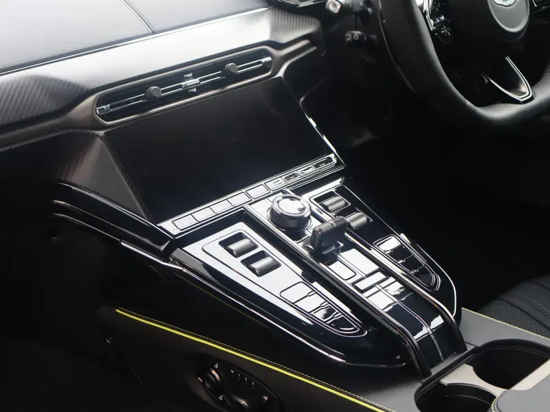 2025 Aston Martin Vantage, 20/30