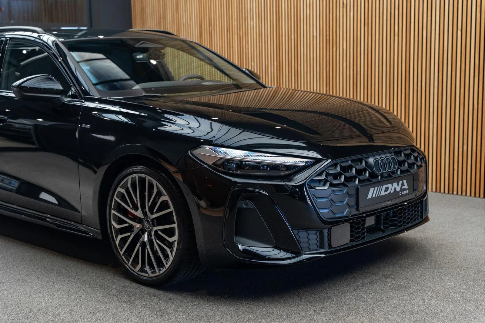 2025 Audi A5 Avant 2.0 TFSI e-hybrid quattro S edition, 11/30
