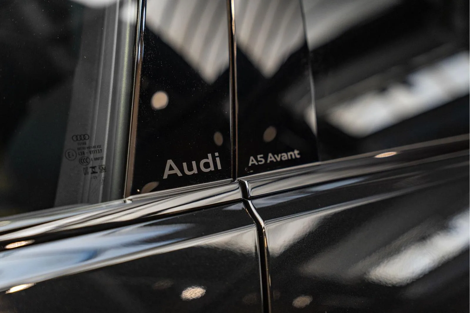 2025 Audi A5 Avant 2.0 TFSI e-hybrid quattro S edition, 18/30
