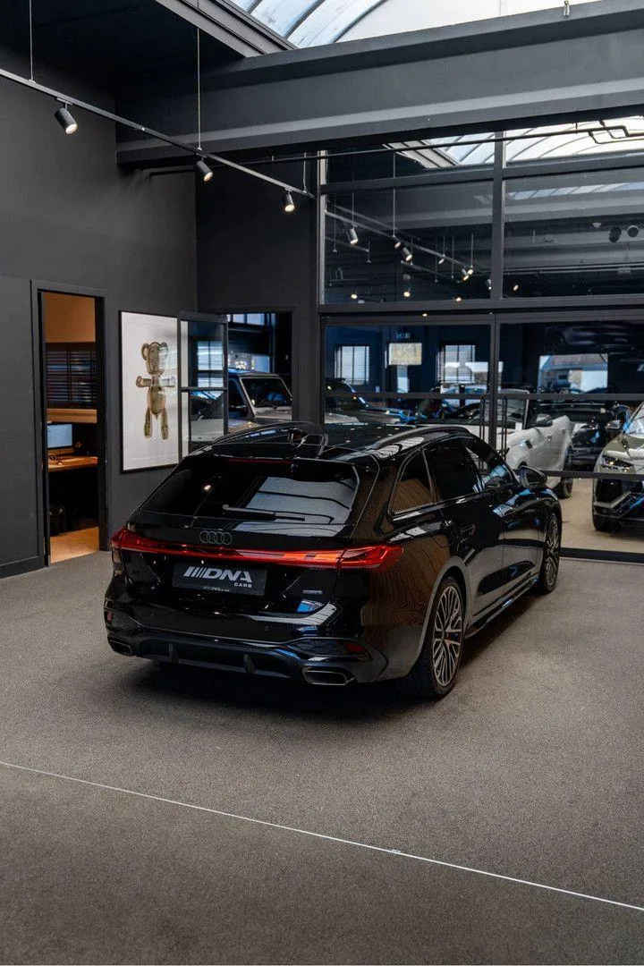 2025 Audi A5 Avant 2.0 TFSI e-hybrid quattro S edition, 27/30
