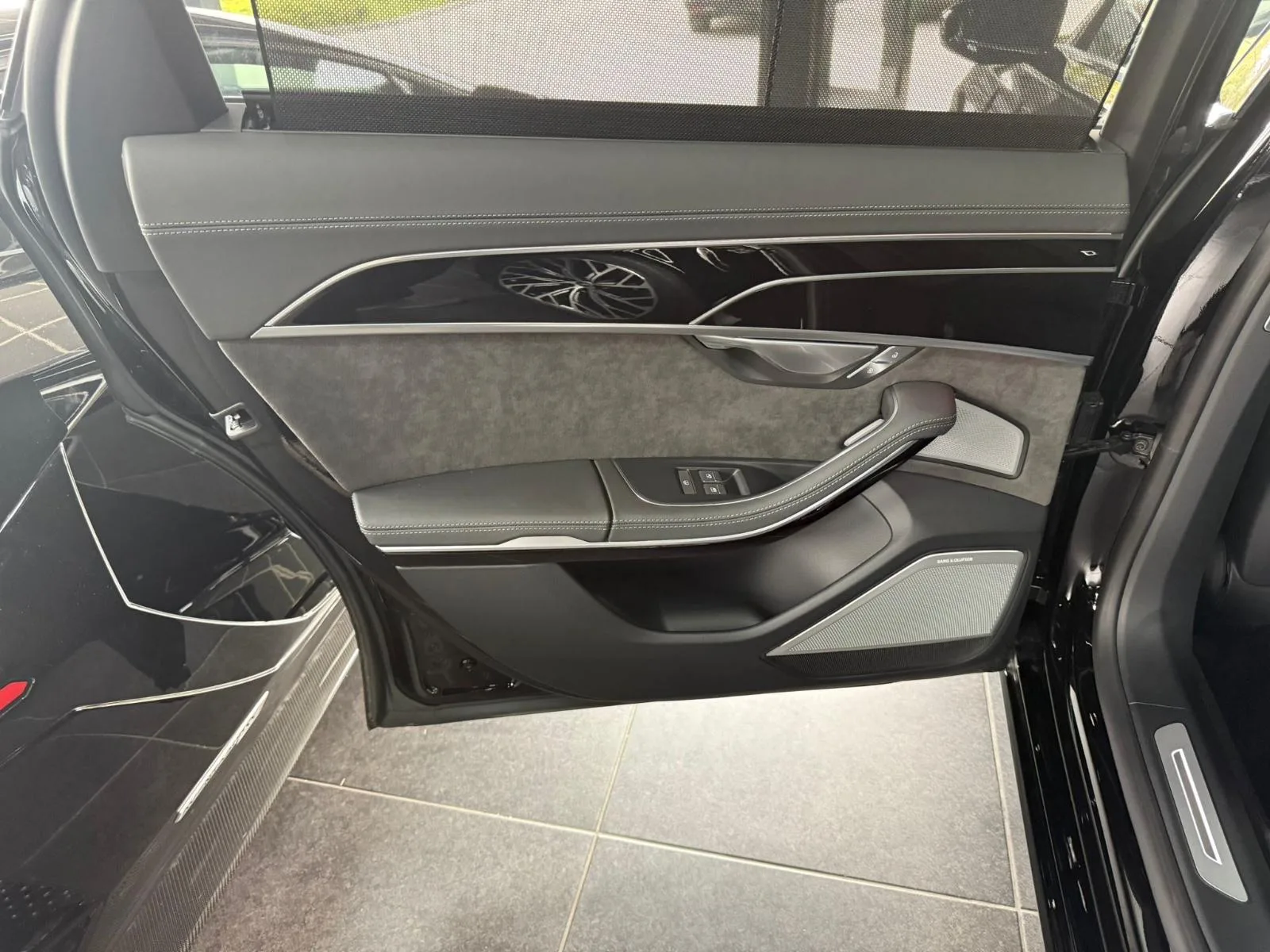 2025 Audi A8 50 TDI quattro, 21/23